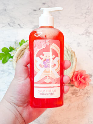 Yae Miko Shower Gel